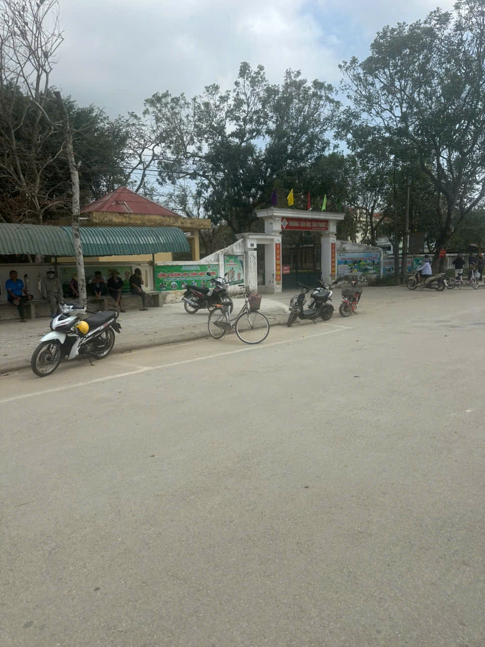 Bán đất Lưu Vệ Tân Phong 116m² mặt tiền 6m, sát Ecopark giá 1,25 tỷ