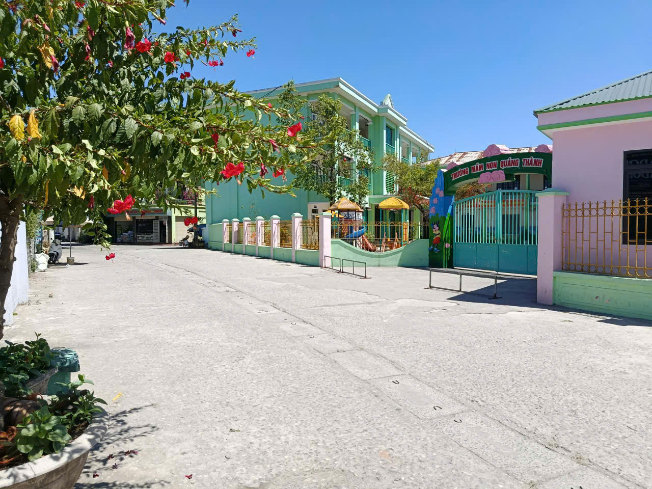 Đất Quảng Thành, gần Aone mall - 80m² vuông vắn, ngõ ô tô tải, giá chỉ 1,2 tỷ