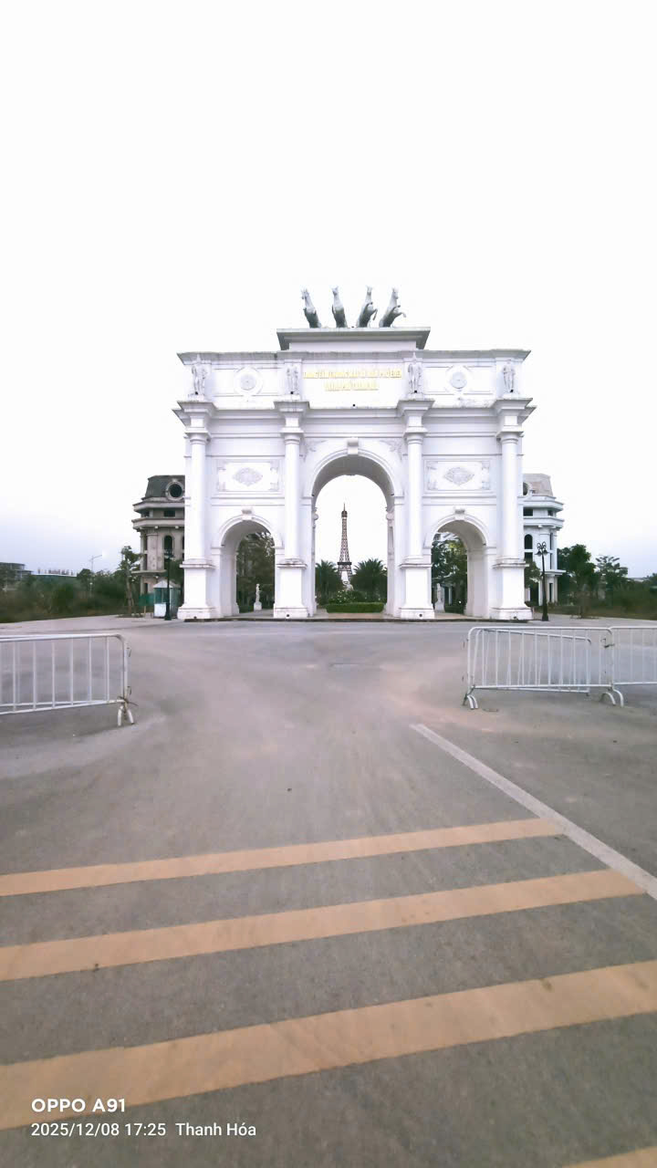 Đất khu trung tâm thương mại Eden Nam Ngạn 78m² - mặt tiền 6.25m, đã có móng, giá 3.68 tỷ