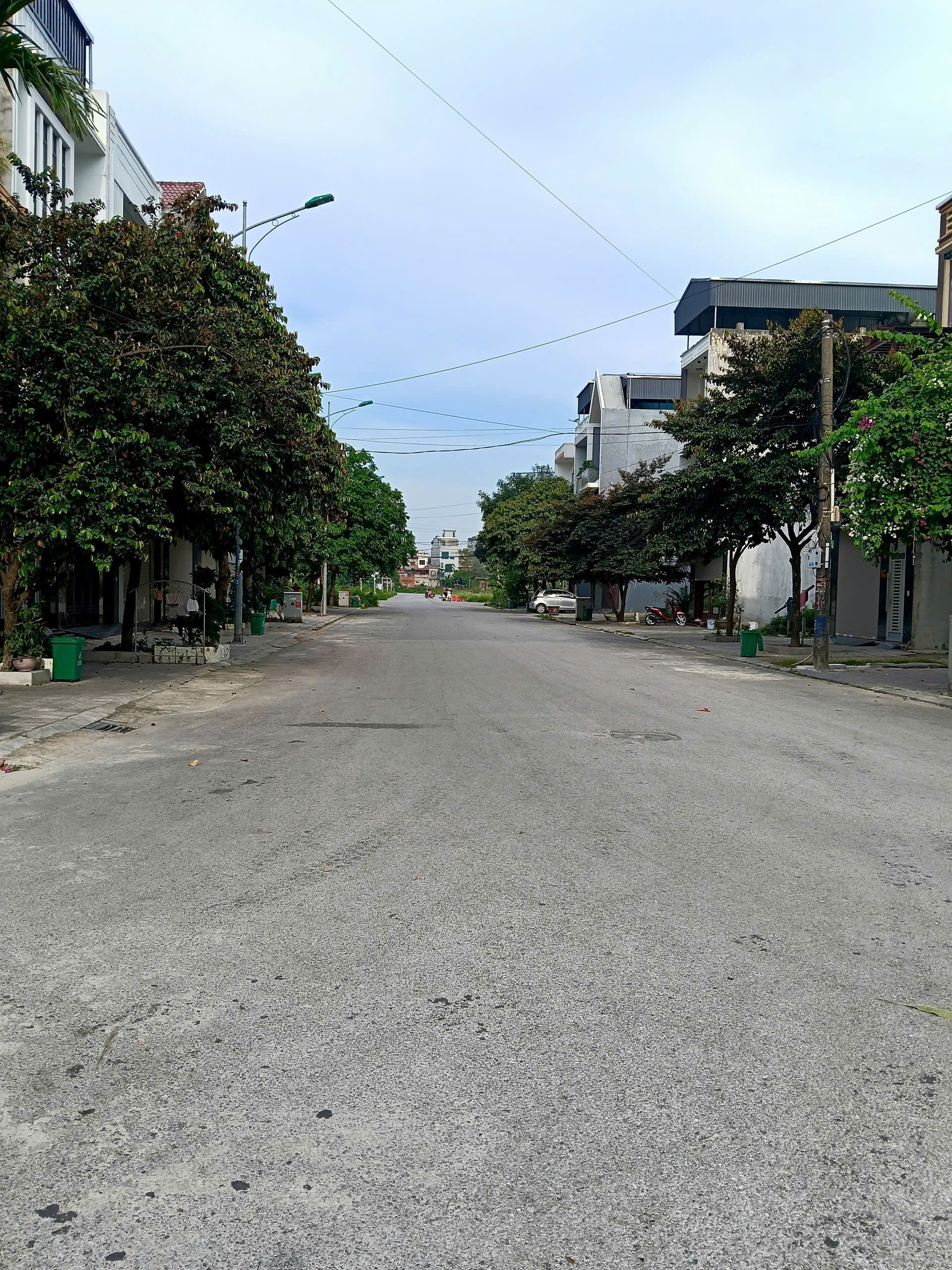Bán Nhà 3 Tầng Còn Mới Trung Tâm Phường Quảng Thắng, TP Thanh Hóa - 45m2, Giá 3.3 Tỷ