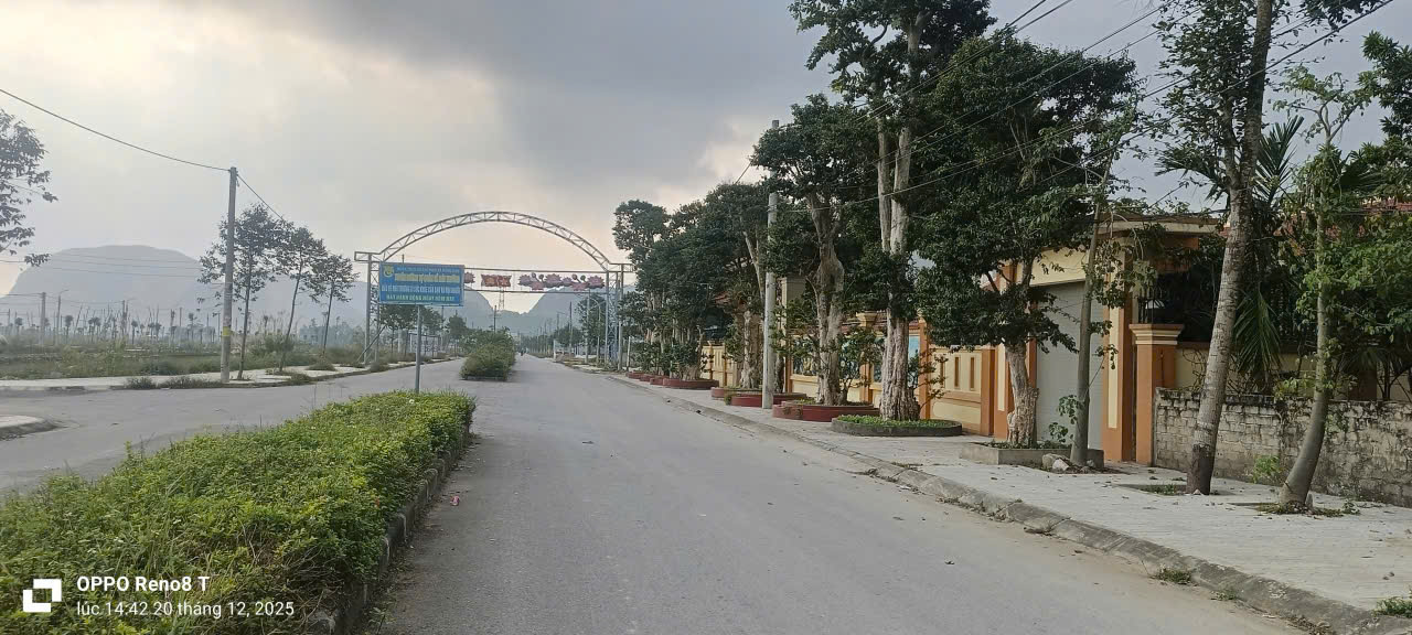Đất nền MBQH 3078 Đông Quang, 125m2, đường đôi 30m, sổ hồng