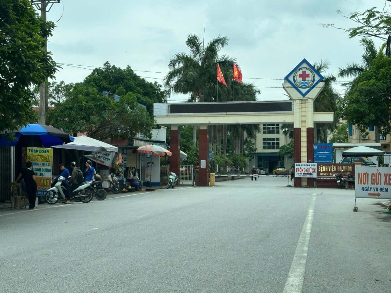 Bán đất trung tâm thị trấn Quảng Xương 198m2, mặt tiền 12.5m, sổ hồng giá 1,1 tỷ