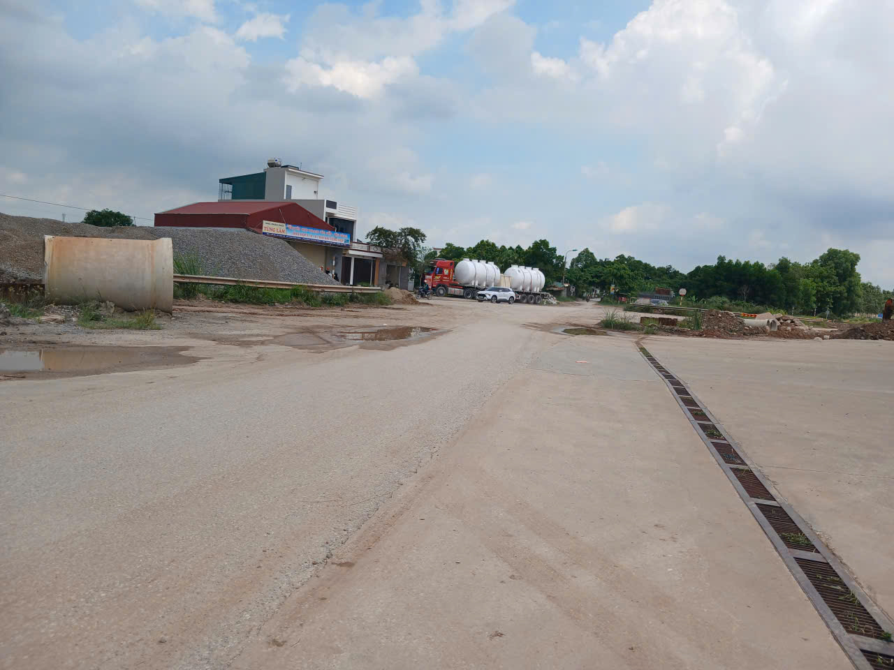 Bán đất 2 mặt tiền Võ Nguyên Giáp giao Chi Lăng, Quảng Thành 100m2 giá 3,6 tỷ