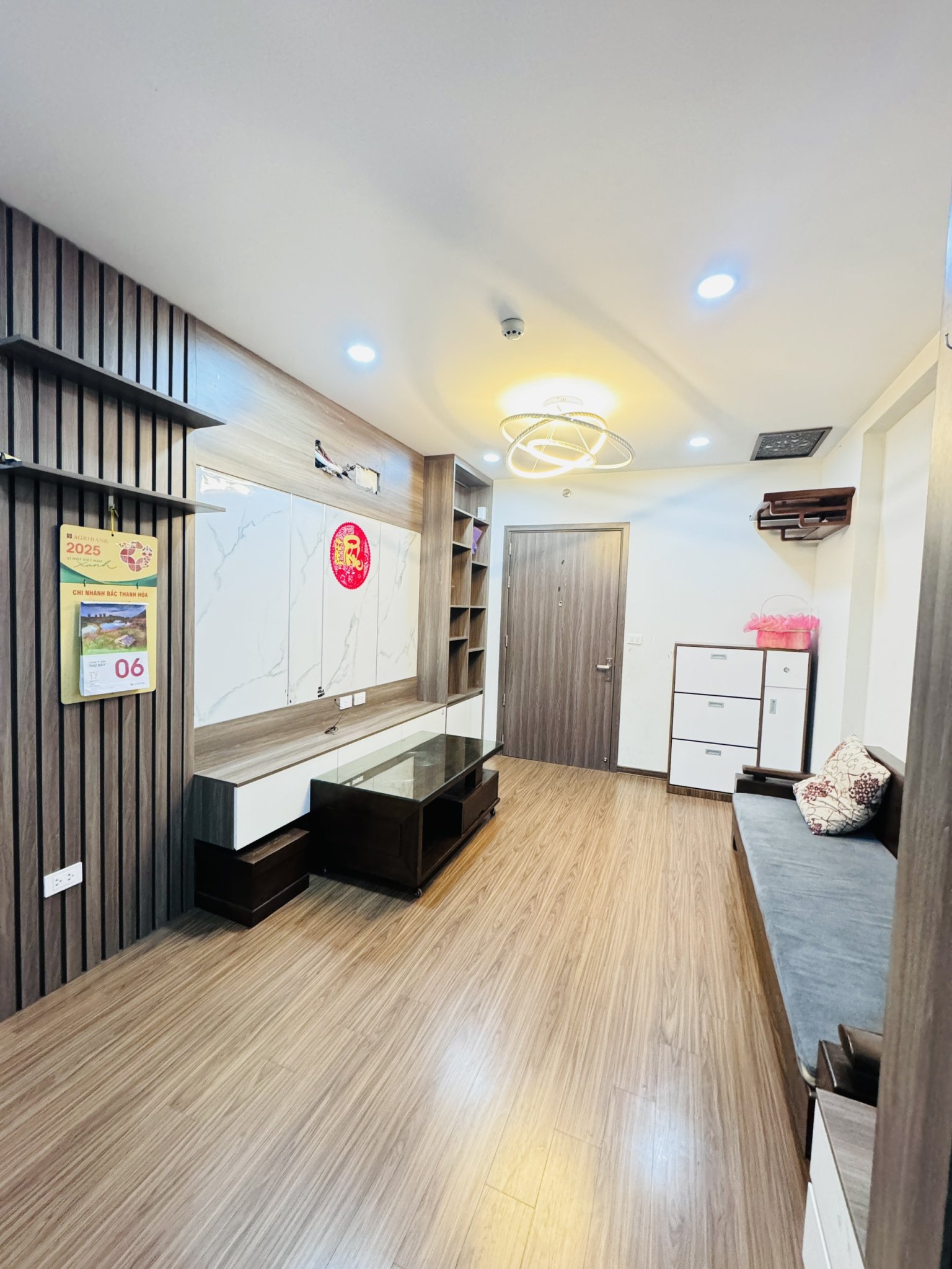Bán căn hộ Xuân Mai Đông Hải Thanh Hóa 52m2, 2 phòng ngủ, sổ hồng