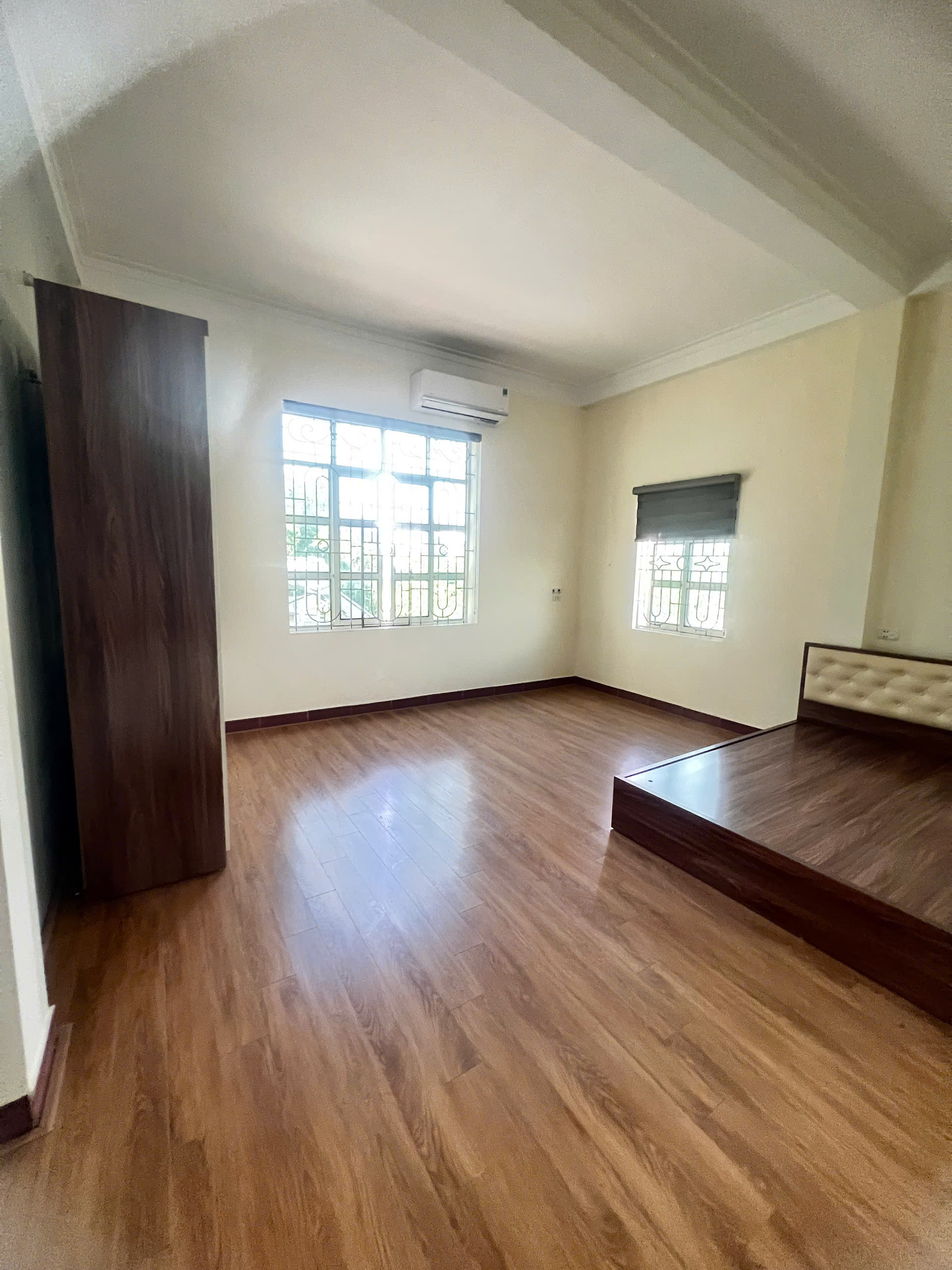 Bán nhà 3 tầng 2 mặt tiền 65m2 Đông Hương, gần Công viên nước Đông Hương – 2,65 tỷ
