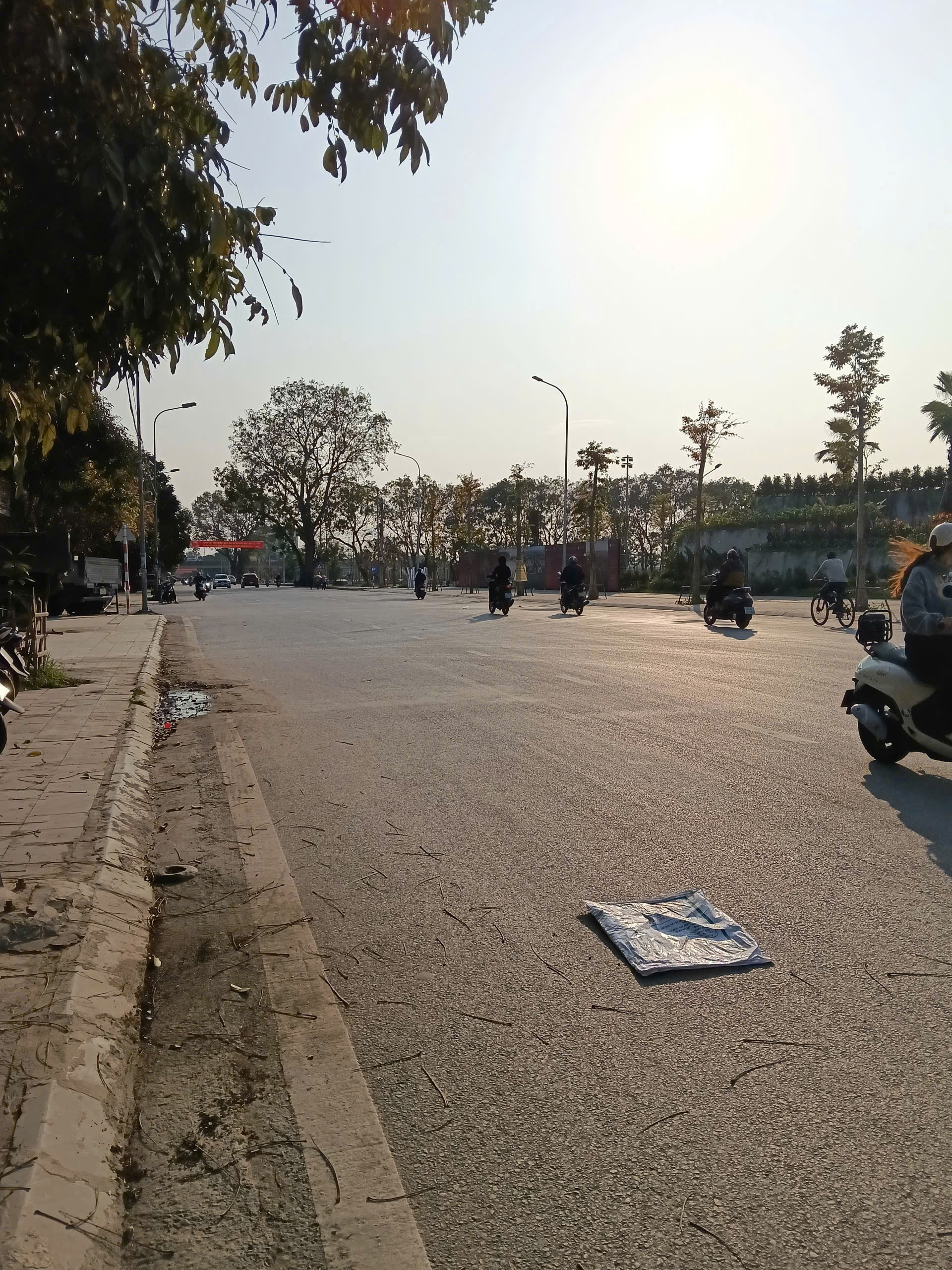 Bán nhà Nam Ngạn Thanh Hóa 52m2, đường 9m, gần Heragon City giá 2,6 tỷ
