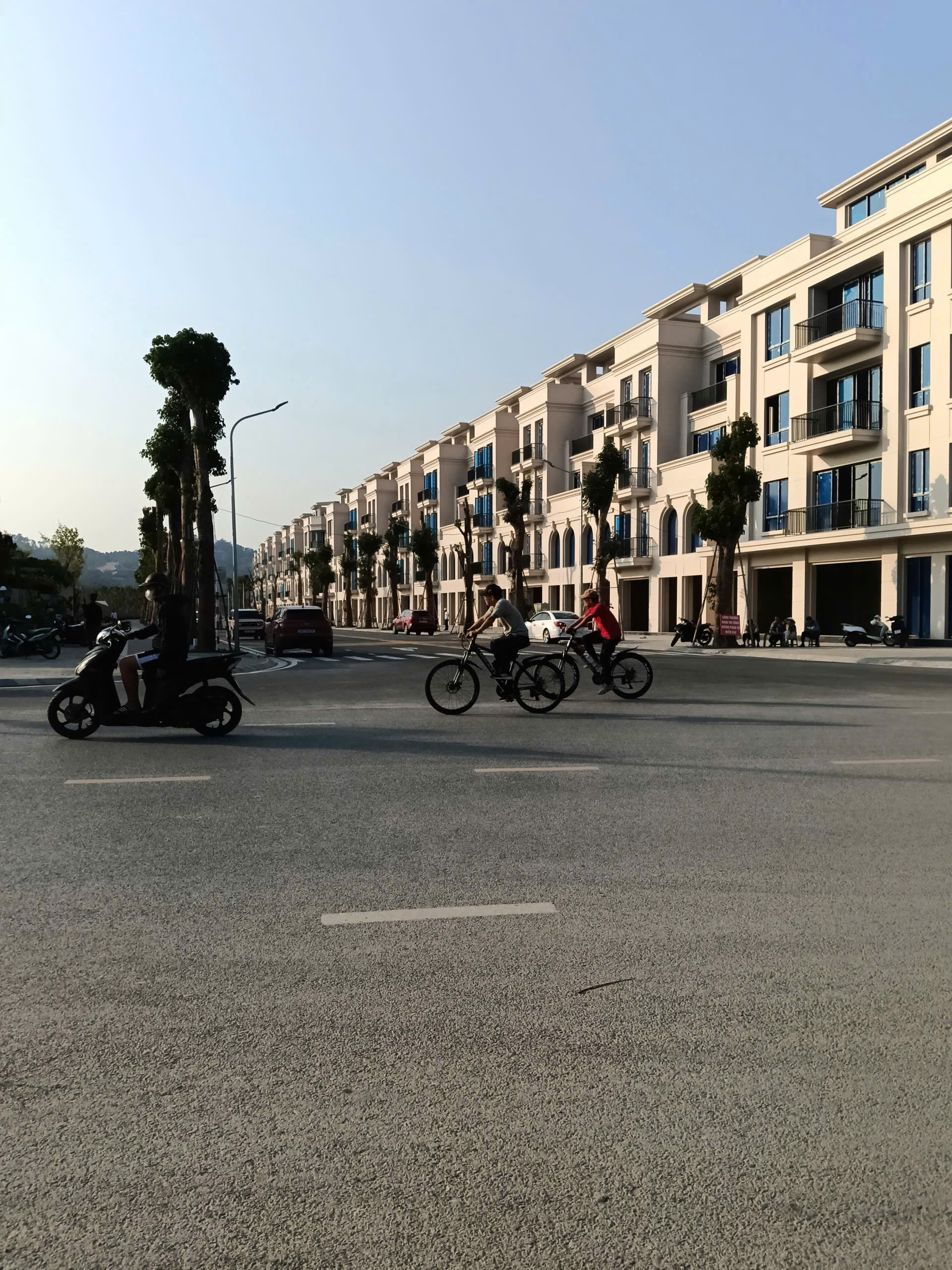 Bán nhà Nam Ngạn Thanh Hóa 52m2, đường 9m, gần Heragon City giá 2,6 tỷ
