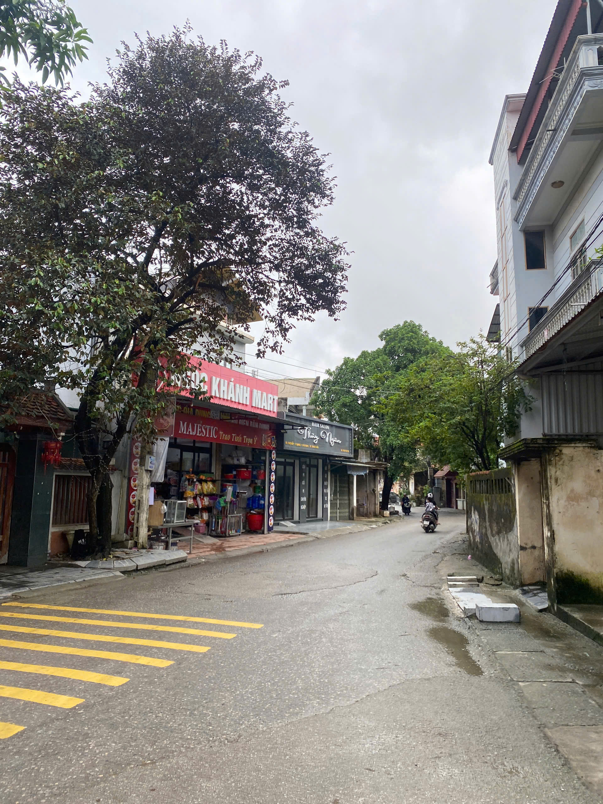 Bán đất 69m2 Phố Quang An Hưng, gần chợ Nấp, đường 7m giá 1.35 tỷ