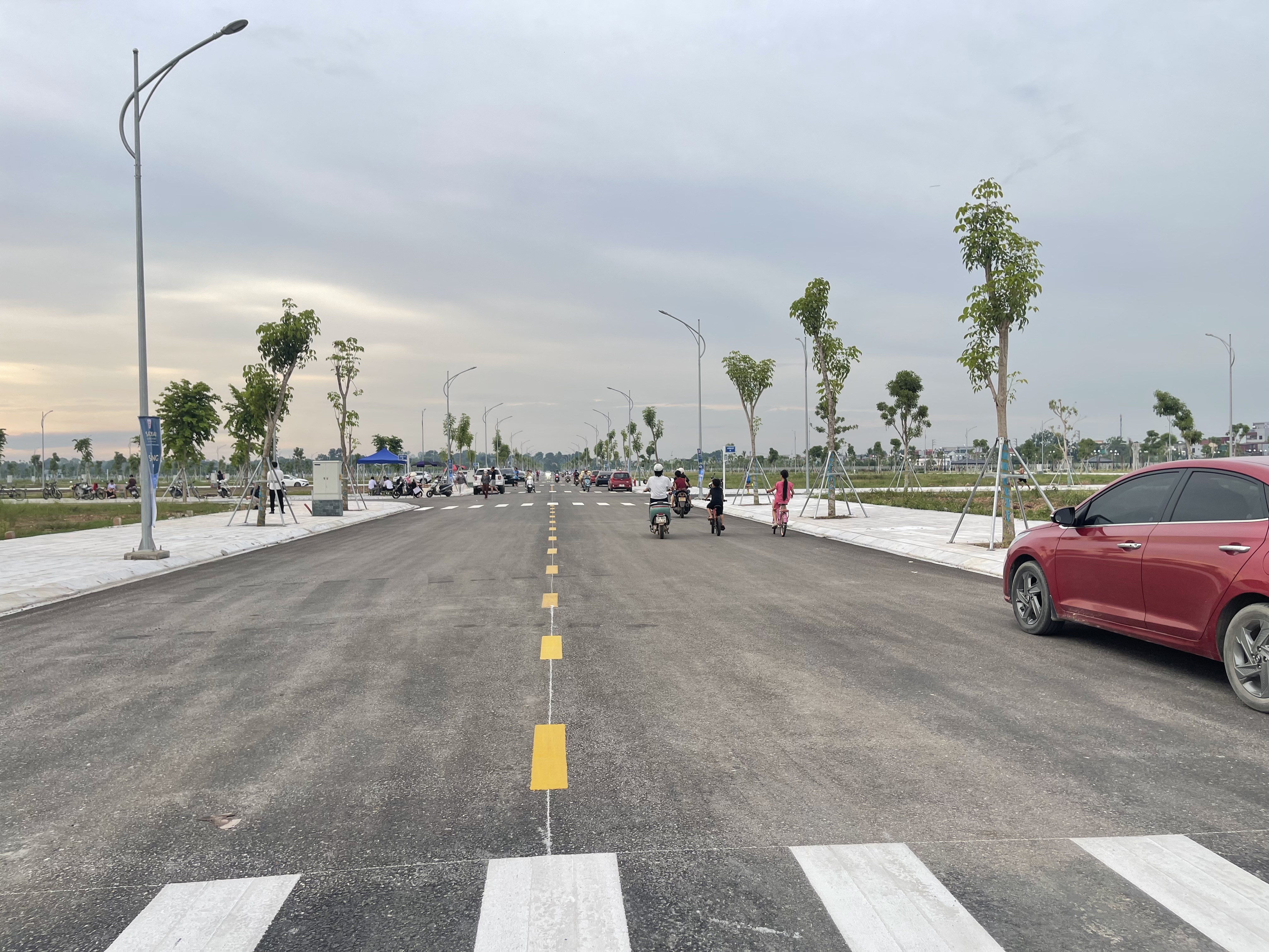 Bán đất nền dự án 100m2 đường đôi Triệu Sơn, mặt tiền 5m, sổ hồng, giá 1,35 tỷ