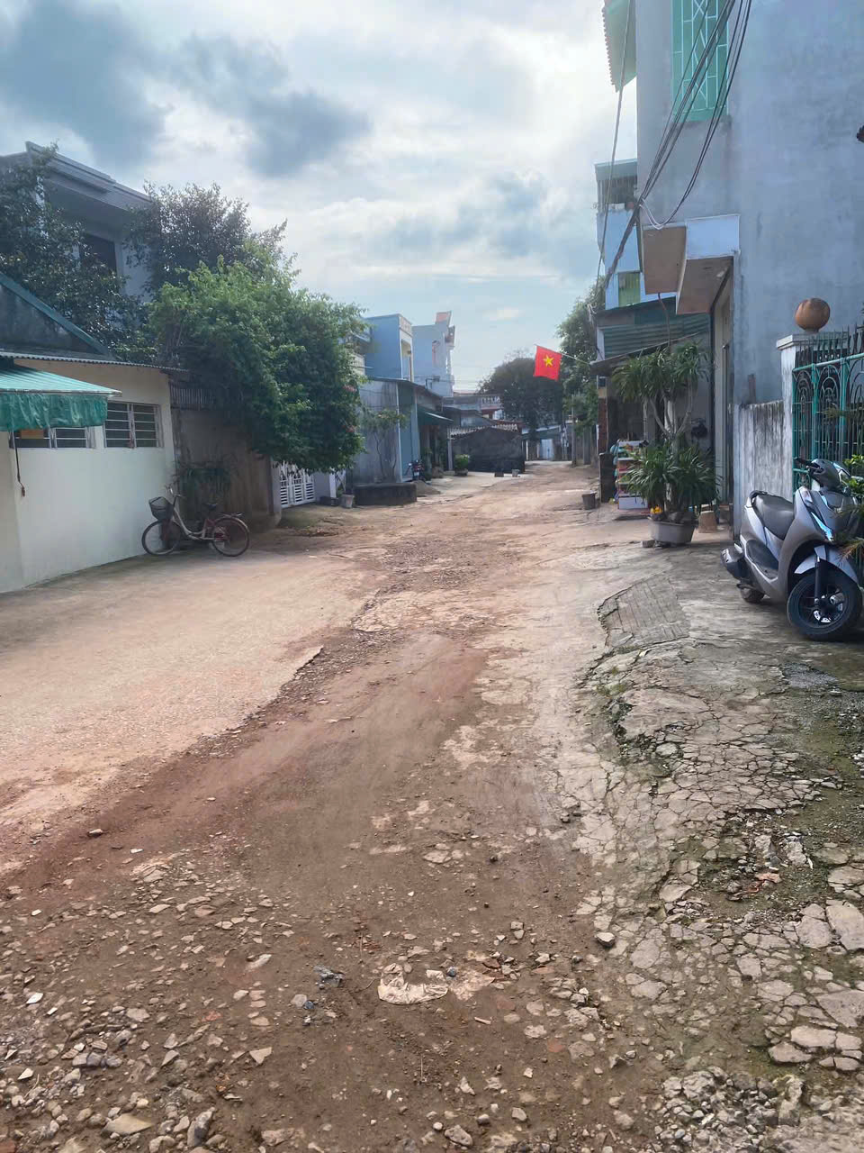 Bán đất 72,4m2 Hàm Rồng Thanh Hóa, gần Làng Hạc Oa, sổ hồng, hướng Đông Nam