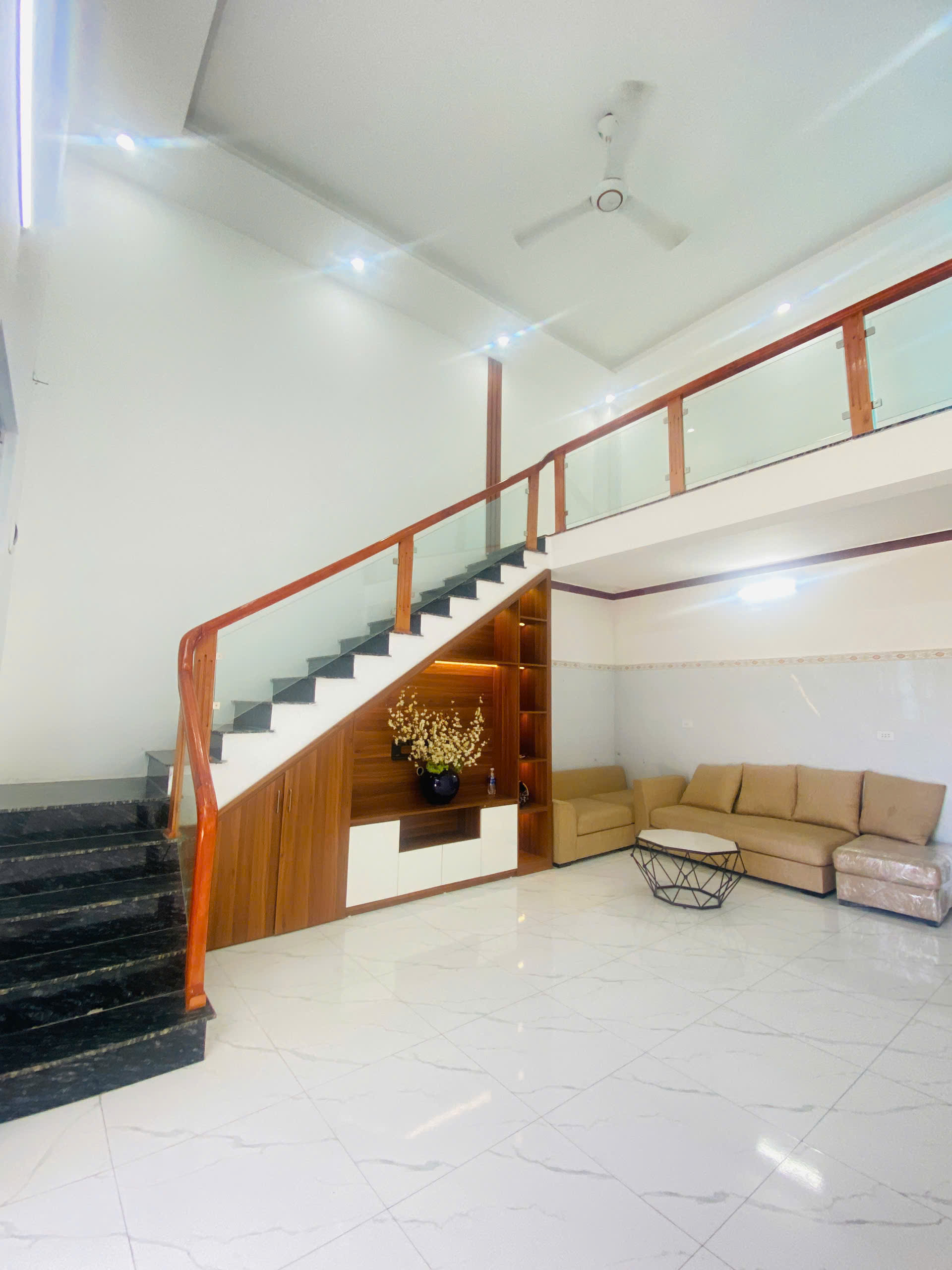 Bán nhà riêng 70m2 Phú Sơn Thanh Hóa, gần Quốc lộ, giá 2.58 tỷ