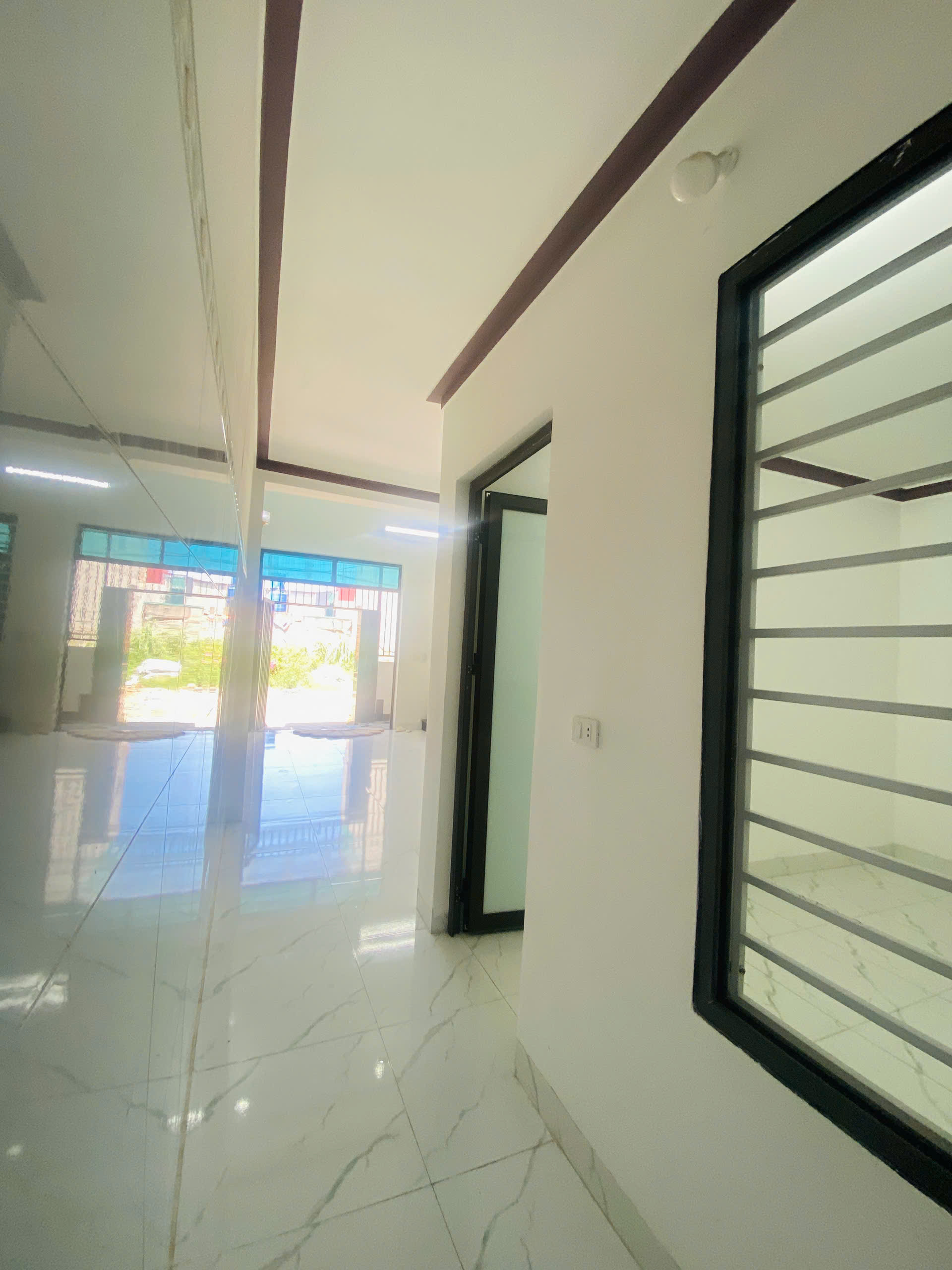Bán nhà riêng 70m2 Phú Sơn Thanh Hóa, gần Quốc lộ, giá 2.58 tỷ