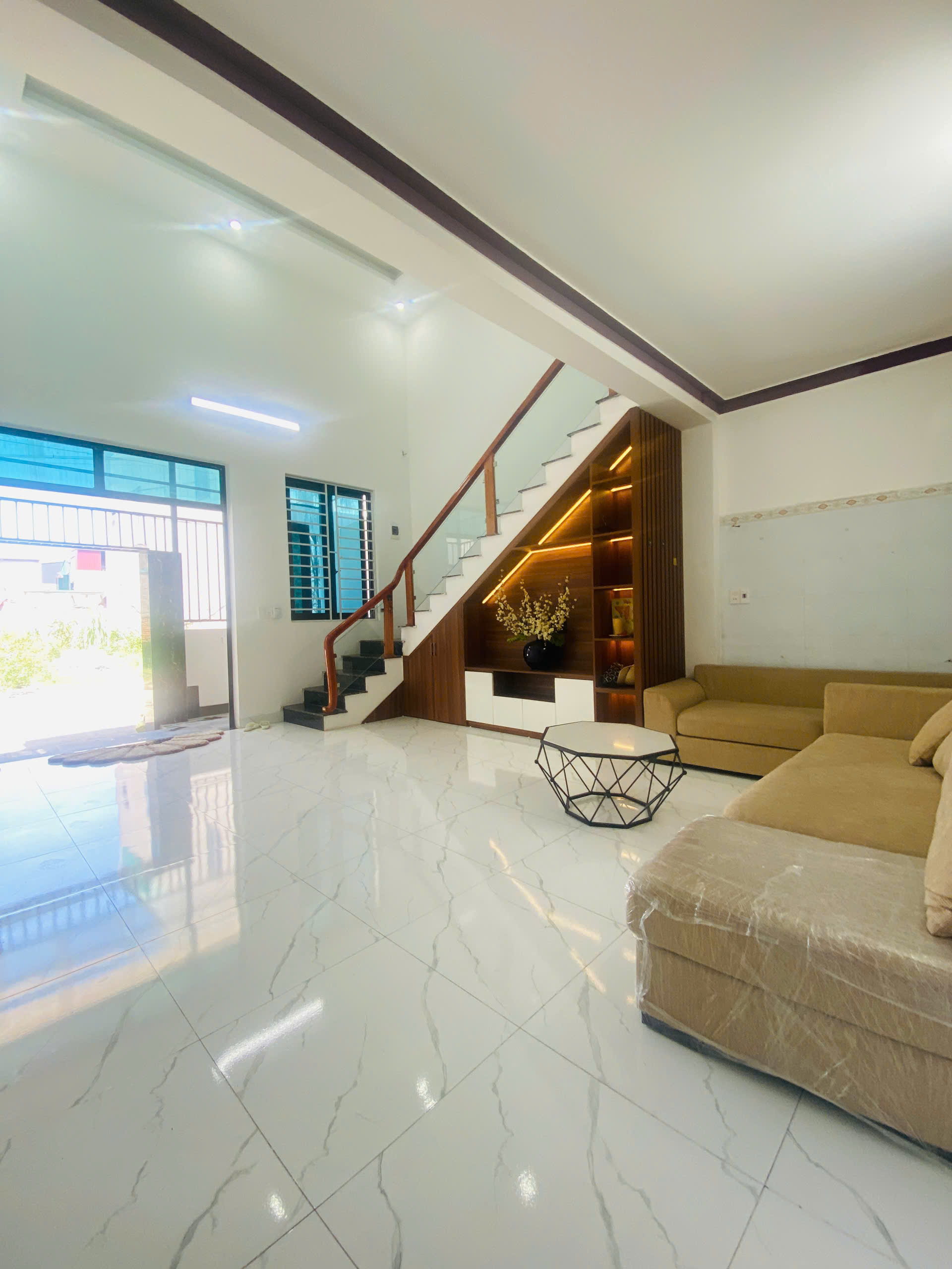 Bán nhà riêng 70m2 Phú Sơn Thanh Hóa, gần Quốc lộ, giá 2.58 tỷ