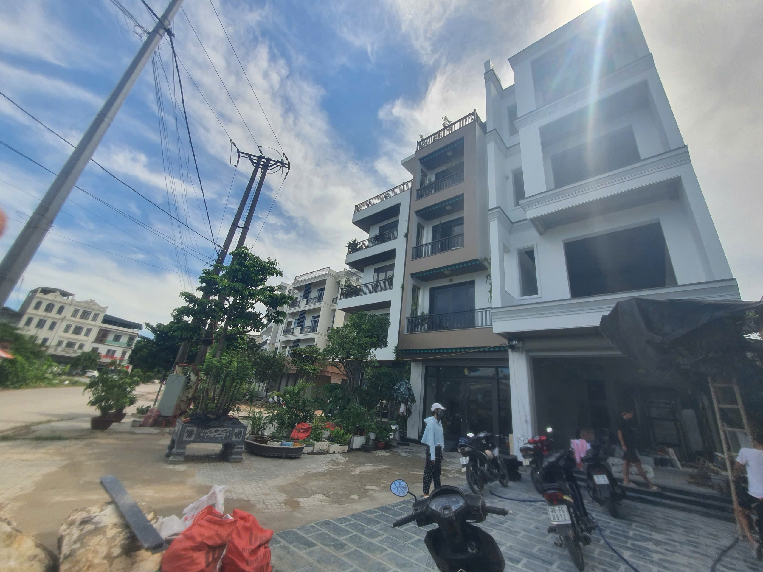 Bán đất 170m² phố Bùi Thị Xuân, cách trục 39m Nguyễn Thiếp 30m, mặt tiền 7,2m, đường 7m