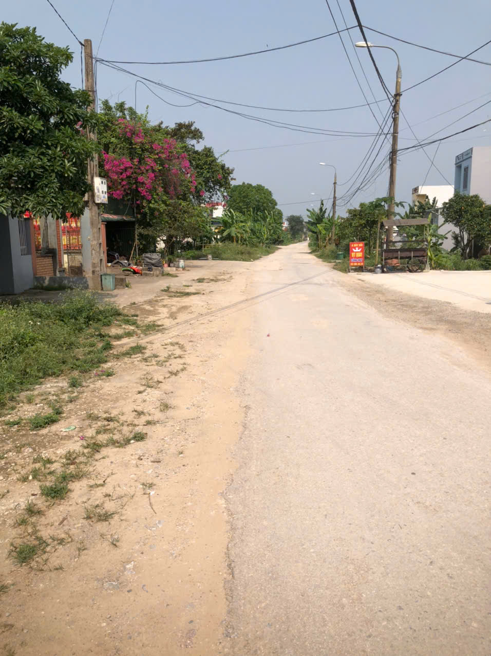 Bán đất nền MB31 Quảng Đông 125m2 trục chính, đường 26m, sổ hồng, giá 2,35 tỷ