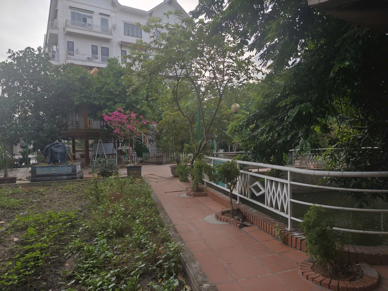 Bán kho nhà xưởng 2700m2 mặt Quốc lộ 1A Thanh Hóa, mặt tiền 50m, sổ hồng