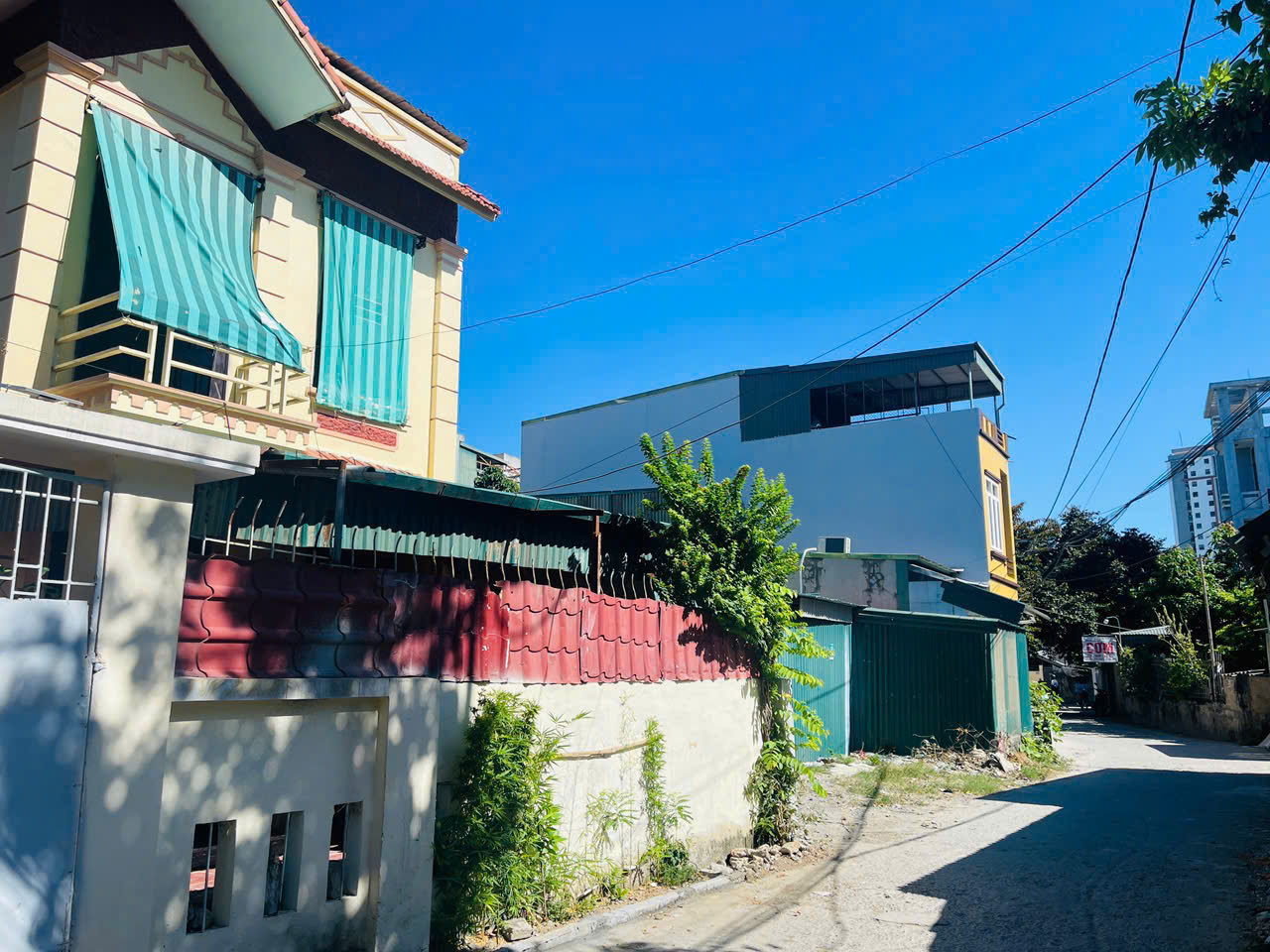 Bán đất Bào Ngoại Đông Hương 71m2, đường ô tô 5m, sổ hồng, gần chợ đầu mối