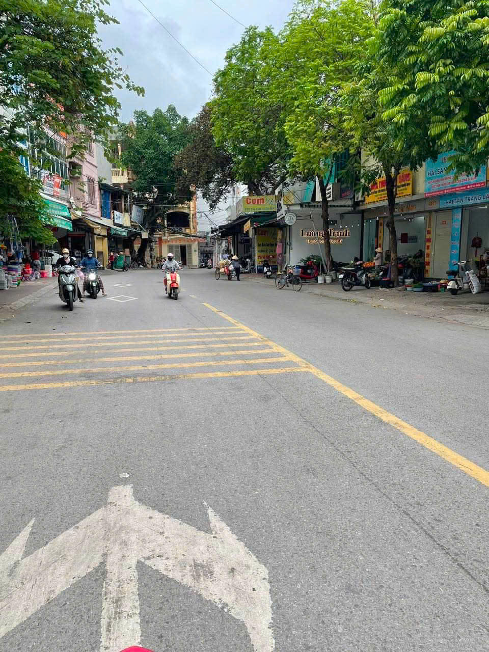 Bán nhà mặt phố Nam Ngạn Thanh Hóa 67m2, 2 mặt tiền đường 10m