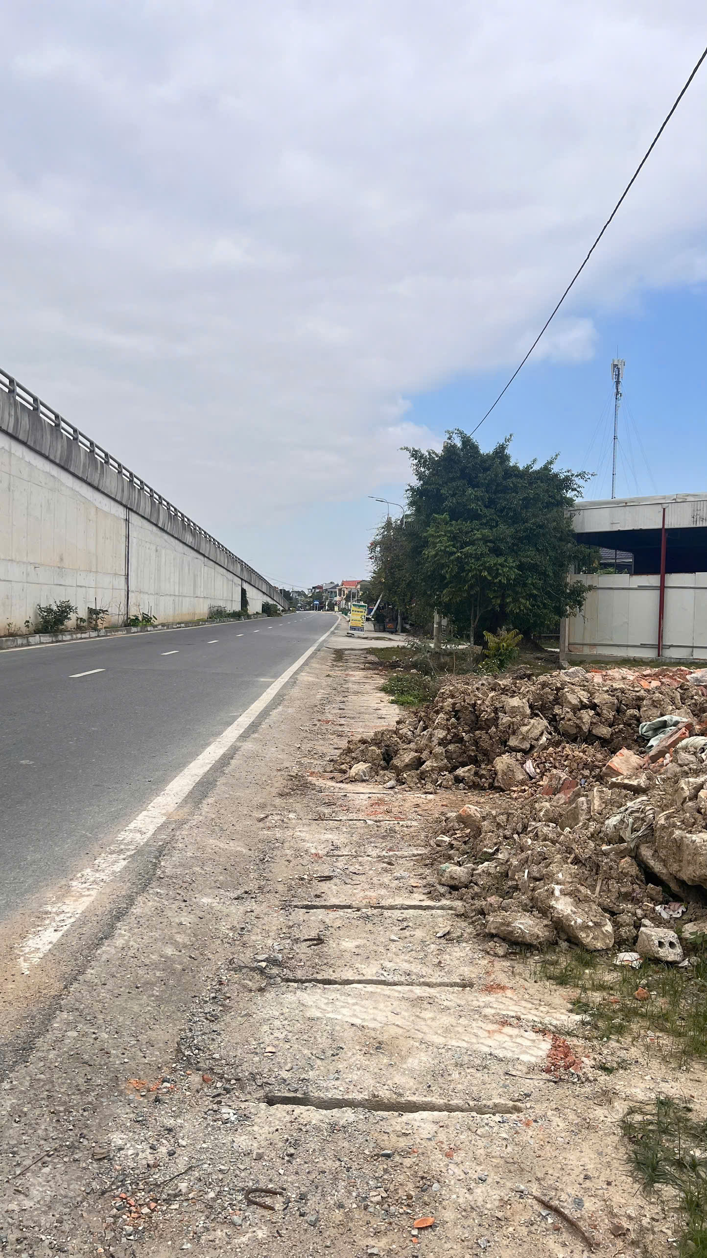 Bán đất Đông Thanh Đông Sơn 333m2 mặt tiền 10m, đường 24m gần cao tốc Đông Minh