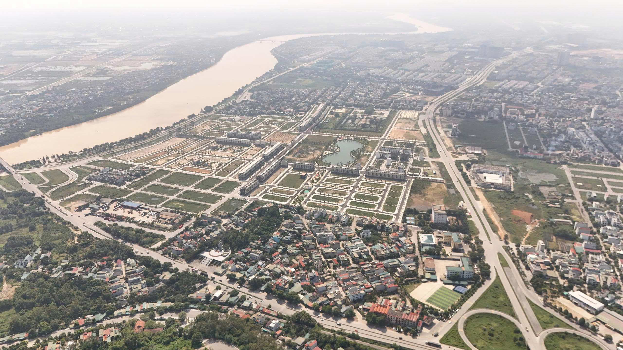Bán đất 2 mặt tiền nở hậu 466m2 trục Nguyễn Chí Thanh, Hàm Rồng, Thanh Hóa
